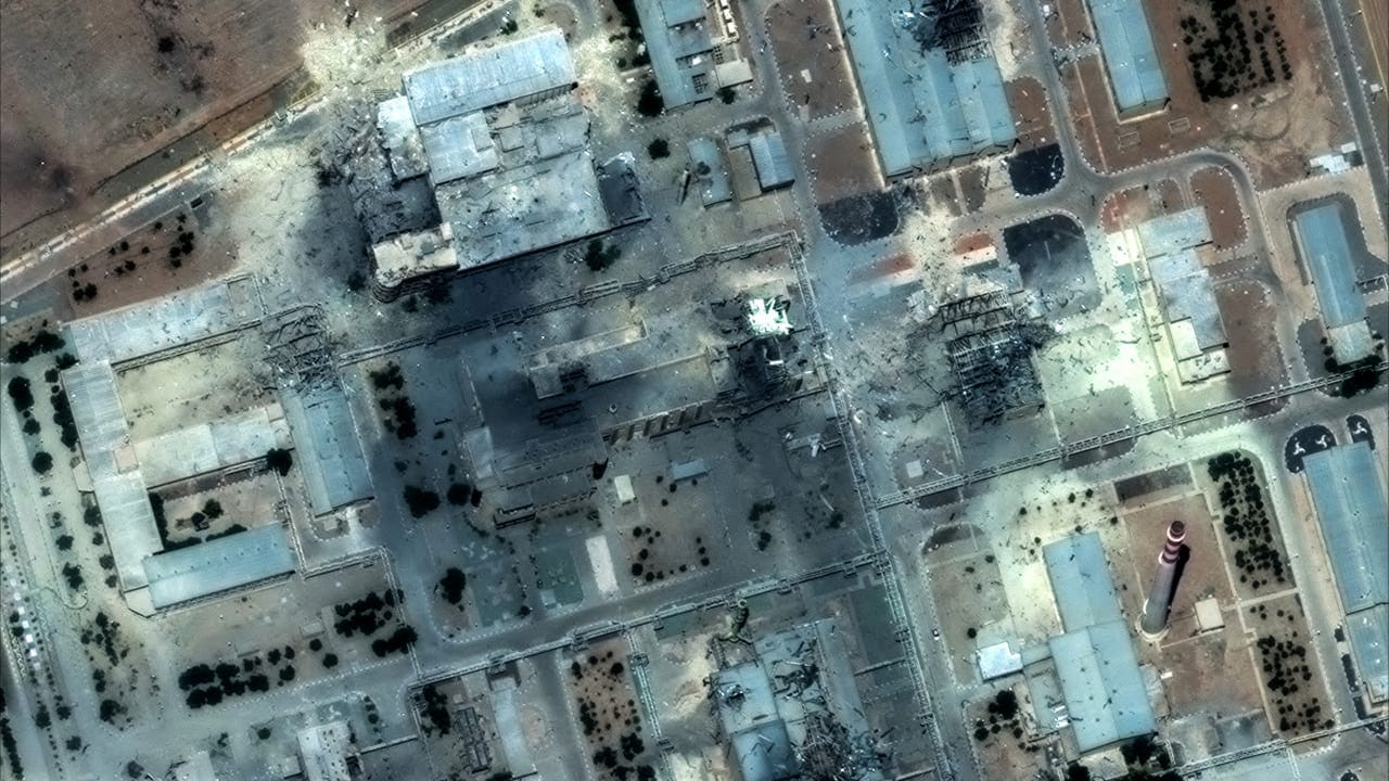 إيران تقوم بتعقيم مواقعها النووية وسط توترات متزايدة