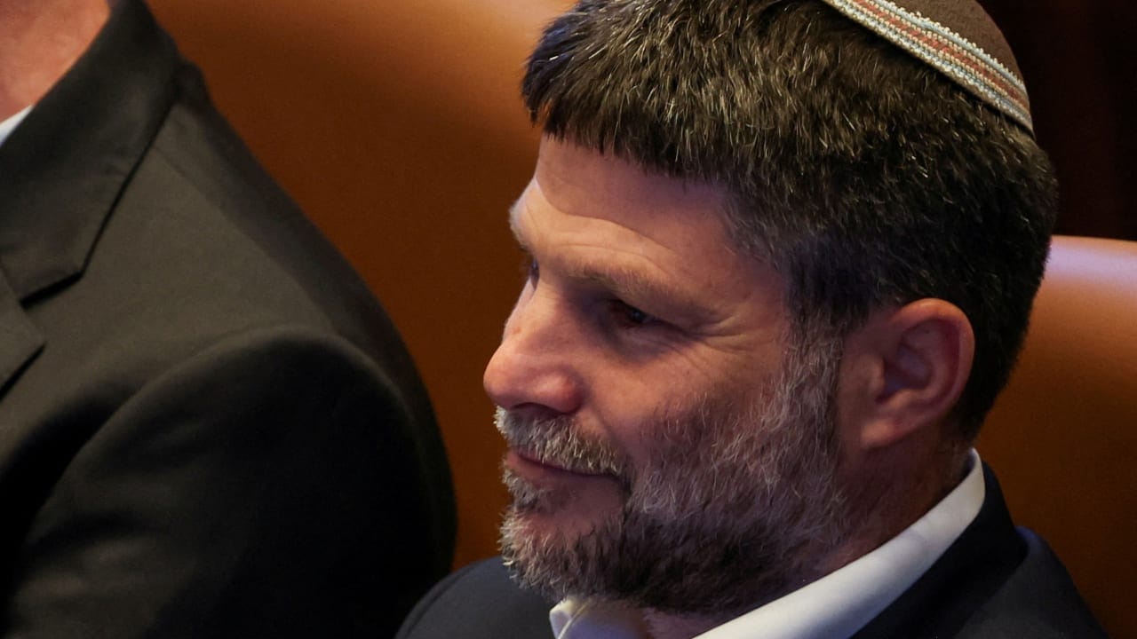 وزير المالية الإسرائيلي يدعو لإعادة بناء الهيكل في القدس