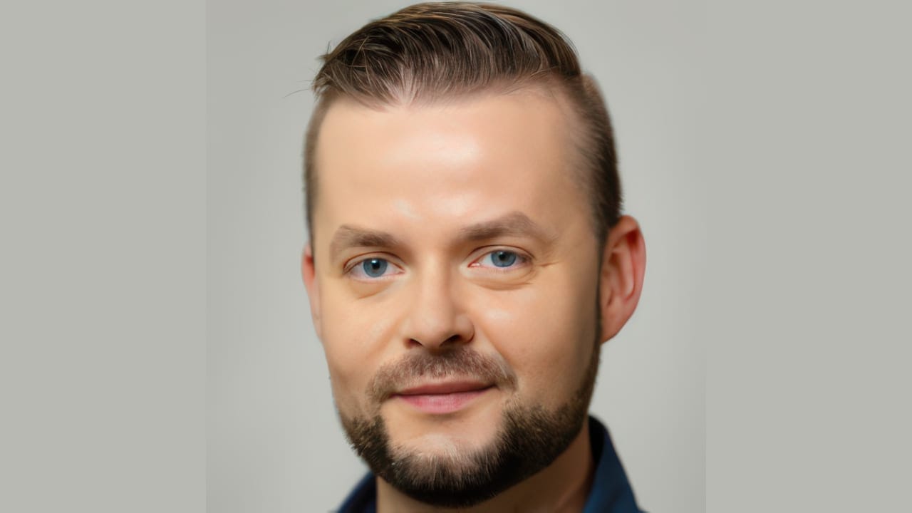 مسؤول إسرائيلي يتغيب عن جلسة محكمة في قضية جريمة جنسية