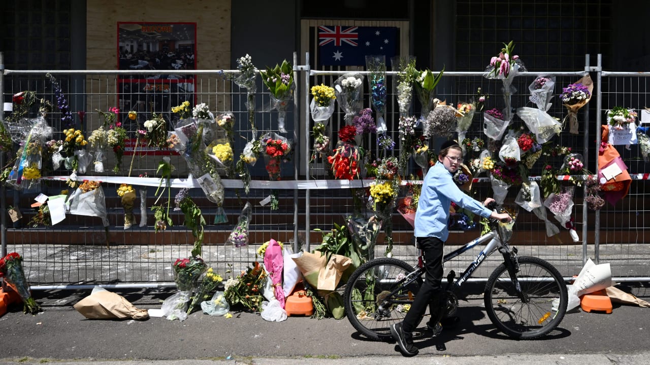 أستراليا تطرد ممثل إيران في خطوة لحماية اليهود