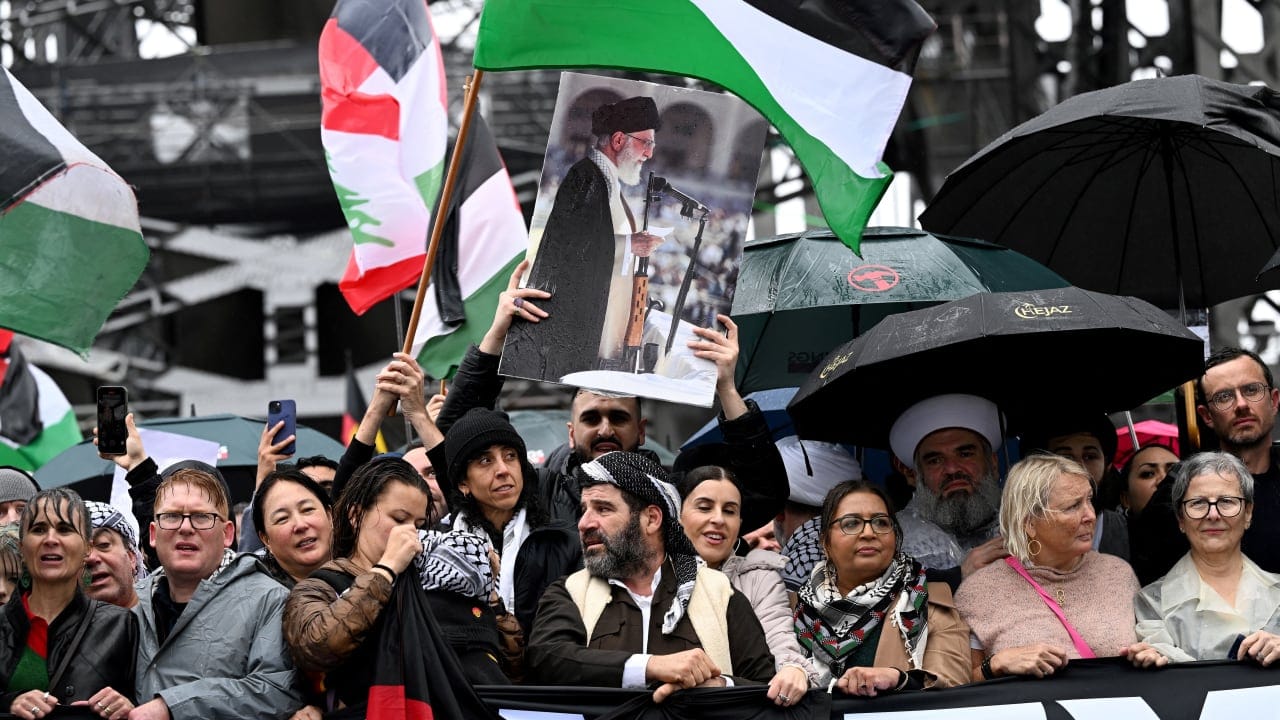 إيران تشن حربًا على الغرب من خلال معاداة السامية في أستراليا