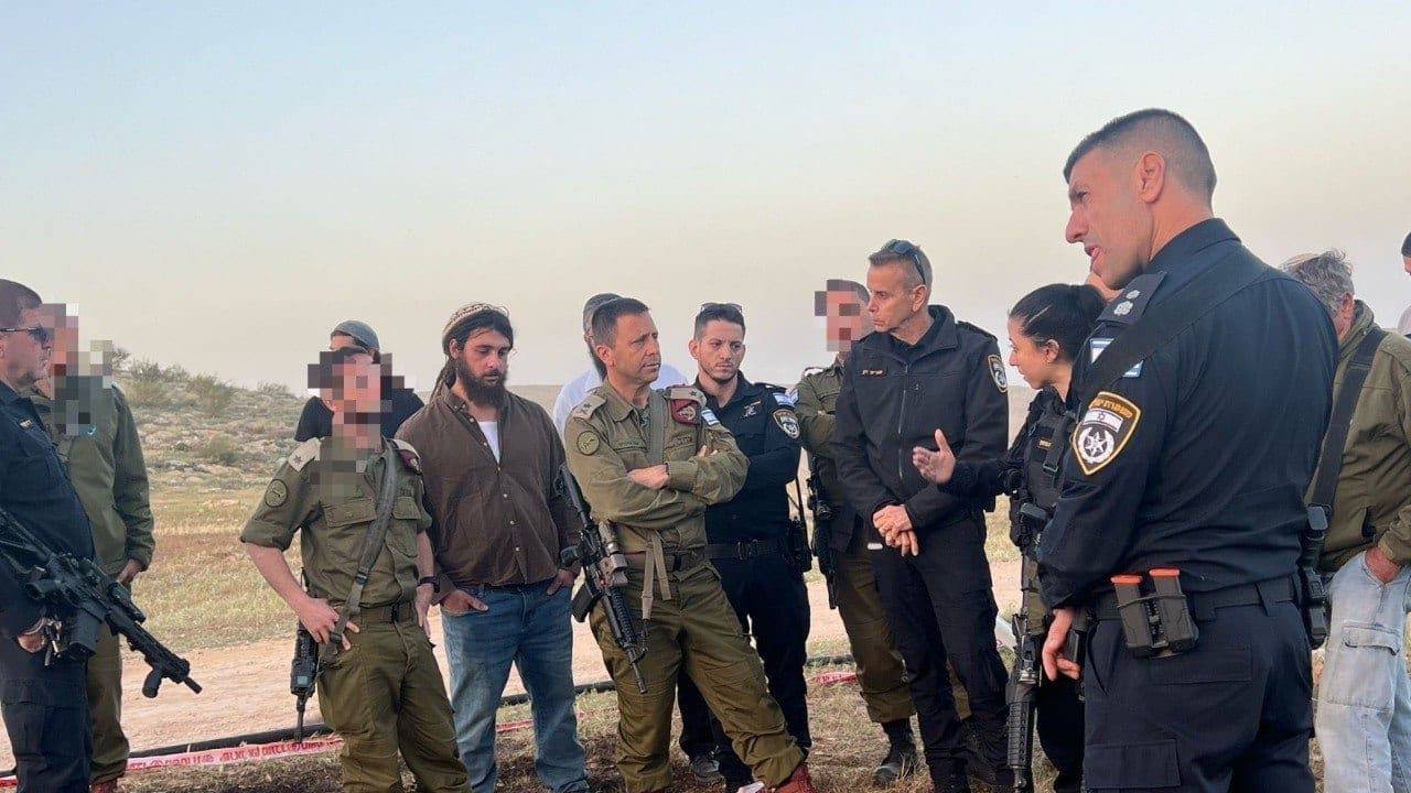 منظمة حقوقية إسرائيلية تطالب بالتحقيق في جرائم حرب ضد الجنرال بلوت