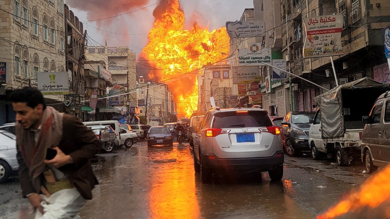 الجيش الإسرائيلي يستعد لرد الحوثيين بعد مقتل مسؤولين في غارات على صنعاء