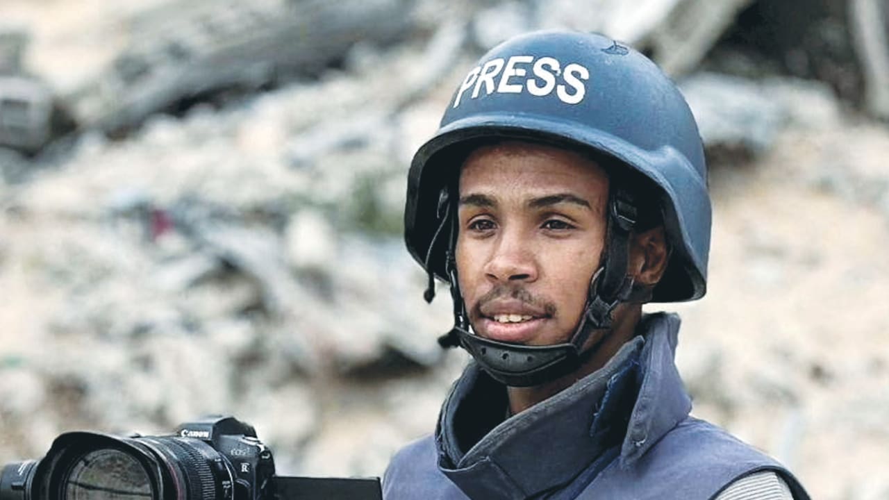 صحفيون في غزة أم عناصر من حماس؟