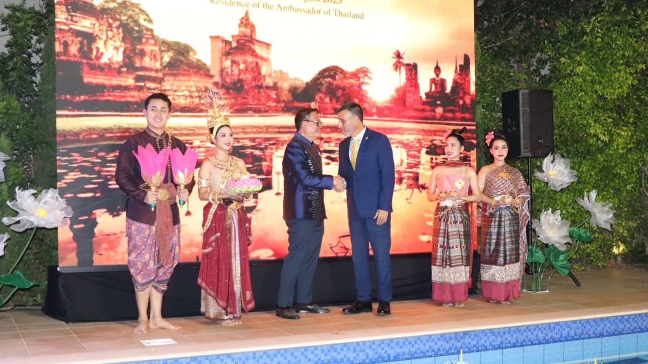 السفير التايلاندي يتحدث عن العلاقات مع إسرائيل ومفاوضات رهائن حماس