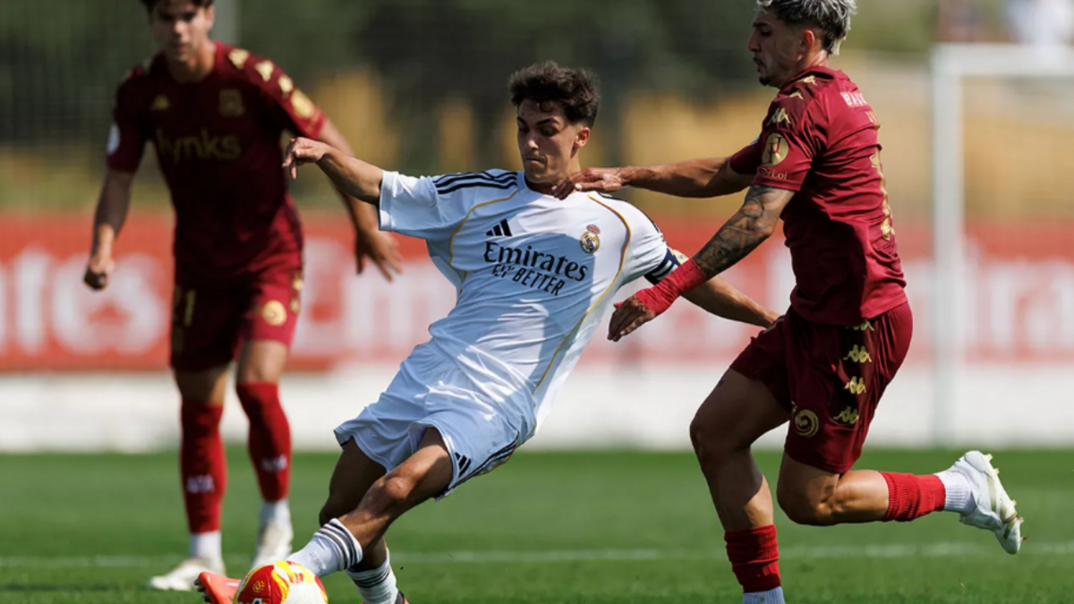 مانويل أنخيل يعود لقيادة كاستيا تحت إشراف أربيلوا