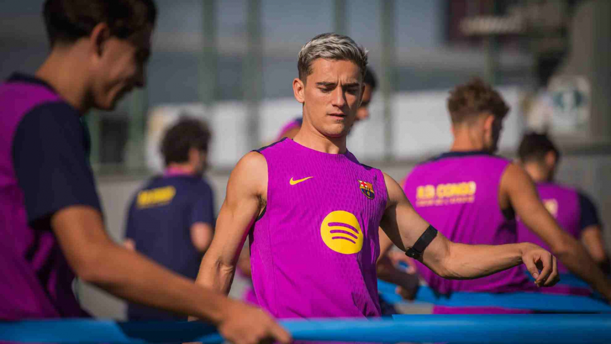 غافي يغادر تدريب برشلونة بسبب آلام في الركبة