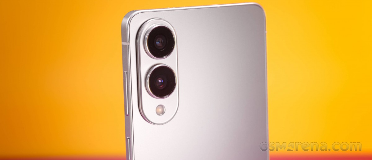 لن يحصل هاتف سامسونج جالاكسي S26 إيدج على ترقية كبيرة في البطارية بعد كل شيء