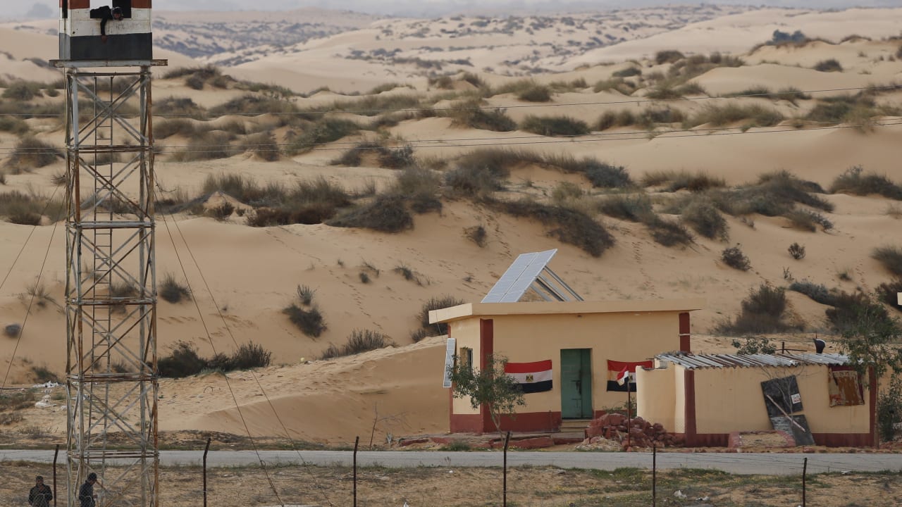 مصر تهدد بتصعيد عسكري في سيناء بعد نزوح فلسطيني من غزة