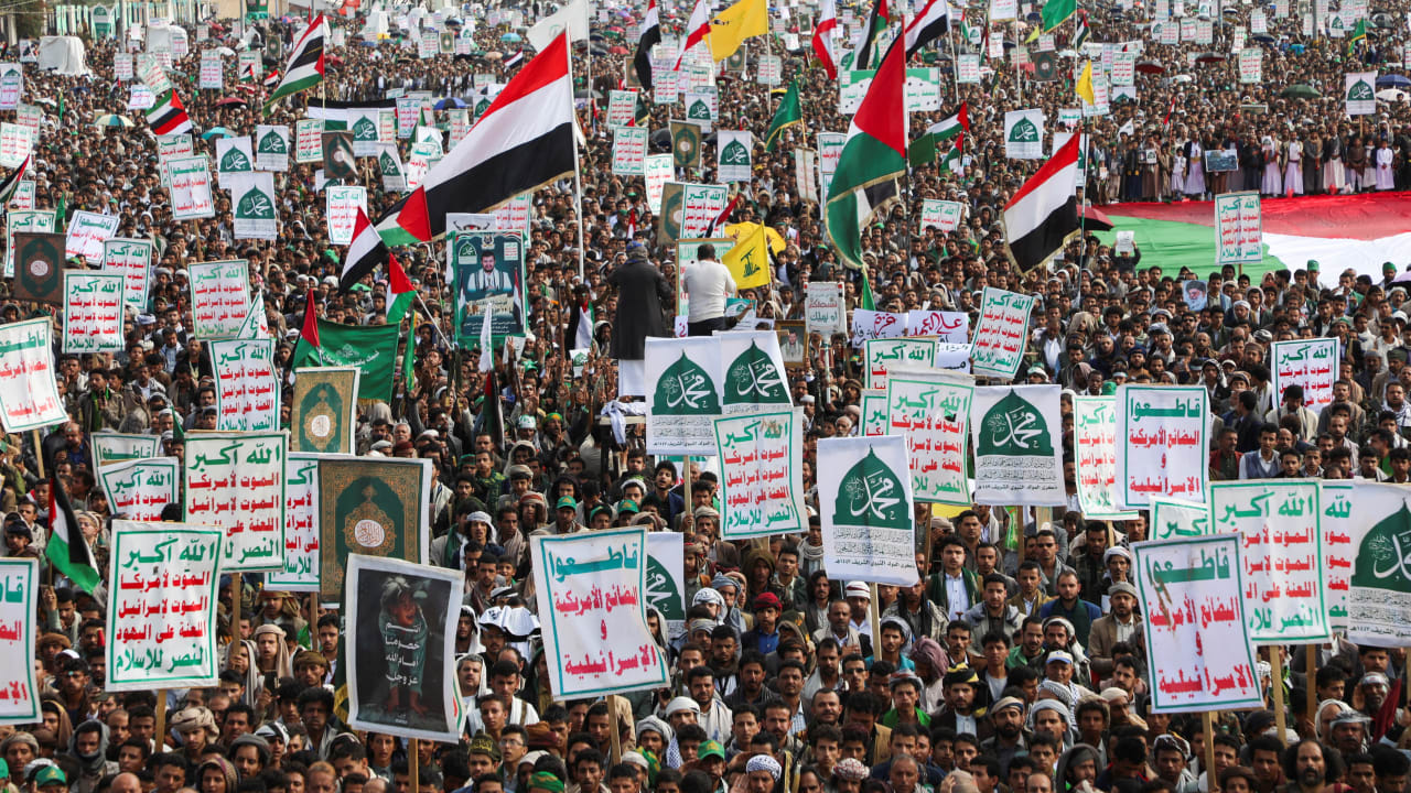 الدفاع الإسرائيلي يعترض صاروخاً من اليمن ويحقق في بطولات 7 أكتوبر