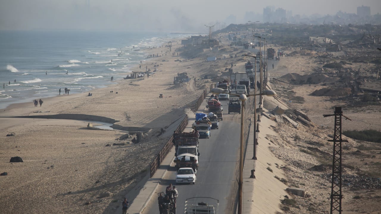 الضربات الإسرائيلية على الأبراج العالية تثير تساؤلات حول إعادة إعمار غزة