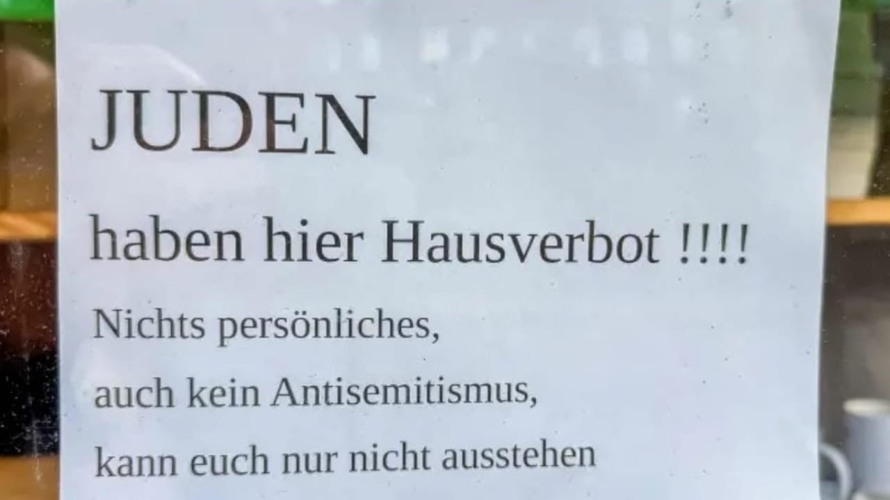 المدعون يحققون في لافتة معادية للسامية في متجر ألماني