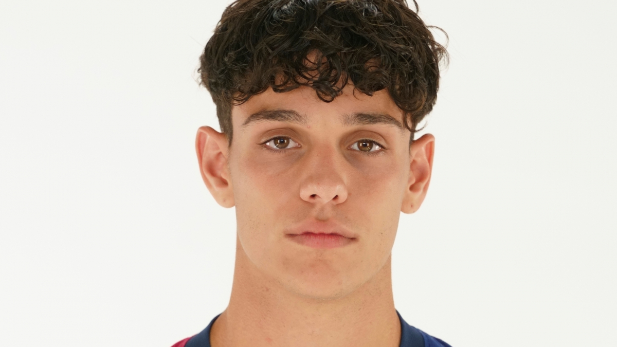 برشلونة يوافق على إعارة هكتور فورت إلى إشبيلية حتى نهاية الموسم