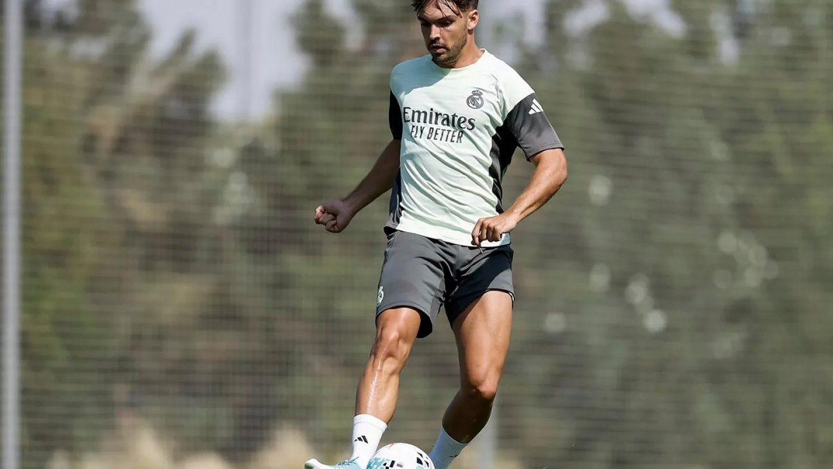 تراجع أداء راؤول أسينسيو يثير القلق في ريال مدريد