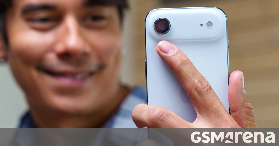 مراجعة فيديو لهاتف iPhone Air متاحة الآن