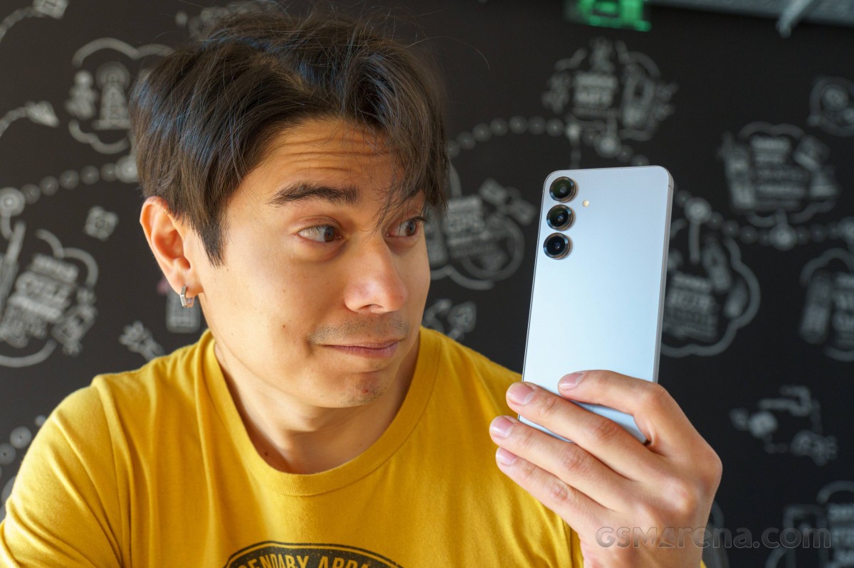 قد تطلق سامسونج هاتف جالاكسي إس 26 بلس في النهاية